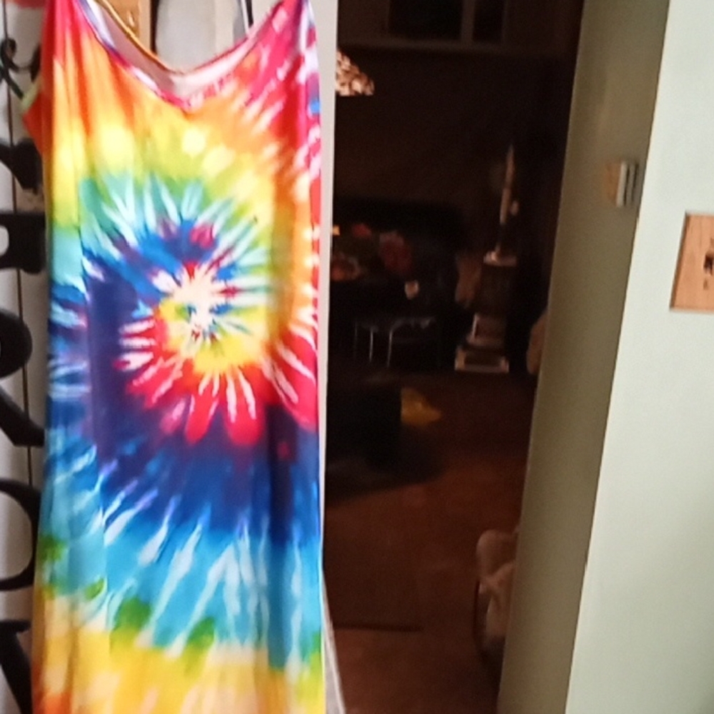 Vibrant Tie-Dye Maxi Dress